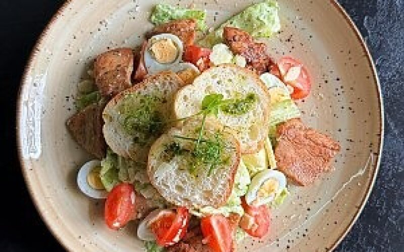 Салат «Цезарь» с курицей