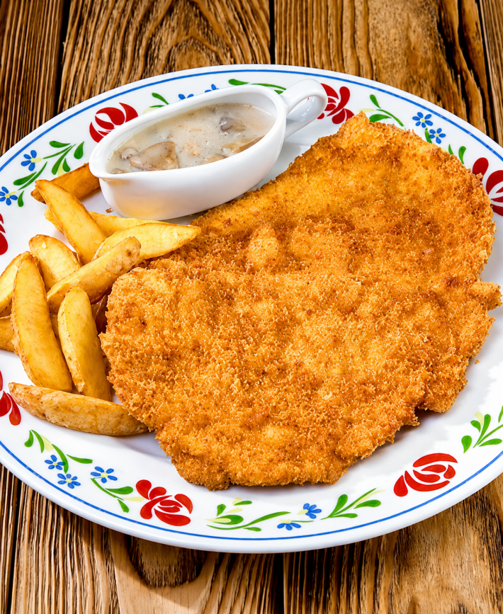 Шницель с грибным соусом