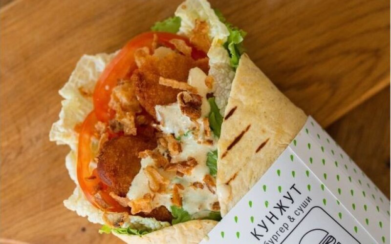 Гриль ролл «Сырный» с курицей