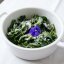Шпинат со сливочным маслом и сыром Пармезан