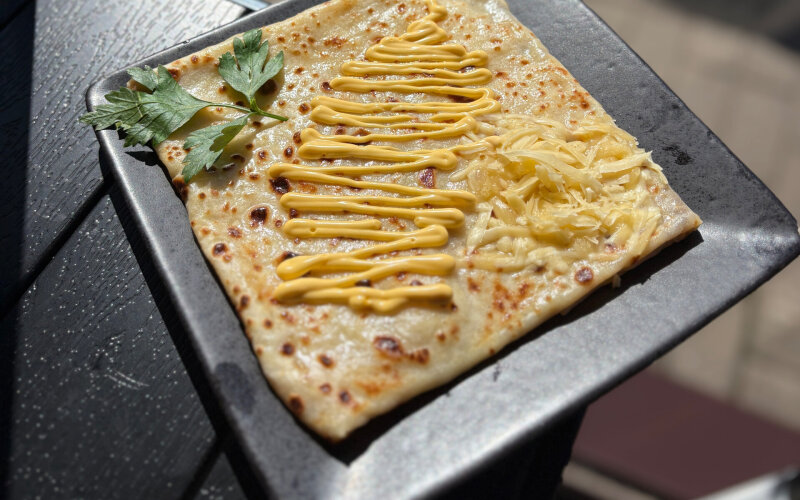 Блин с сыром