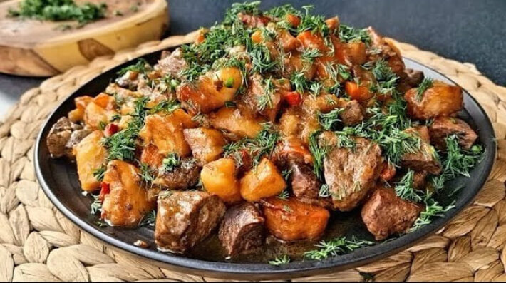 Печень говяжья с картошкой из казана