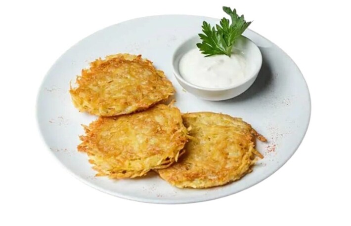 Драники со сметаной