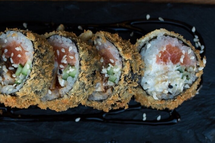 S39 Ролл «Unagi atsui»