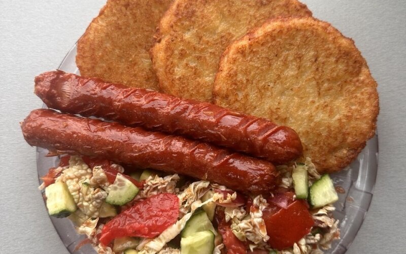 Ланч-бокс «Драники с баварскими колбасками»