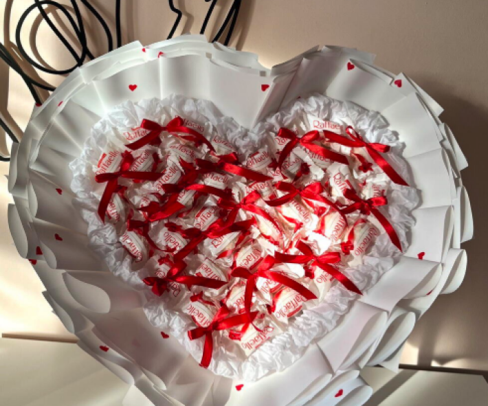 Букет в форме сердца из Raffaello