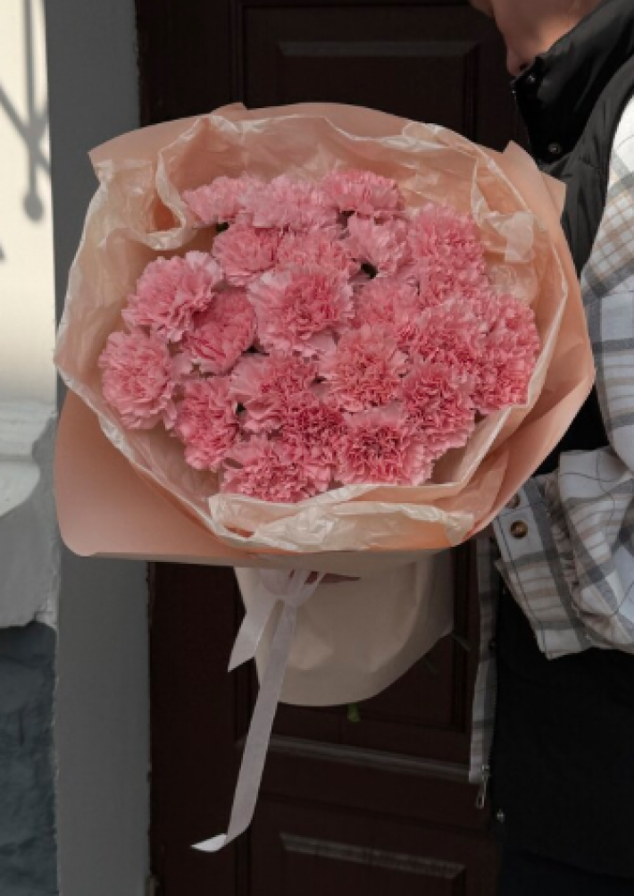 Букет «Mono pink»