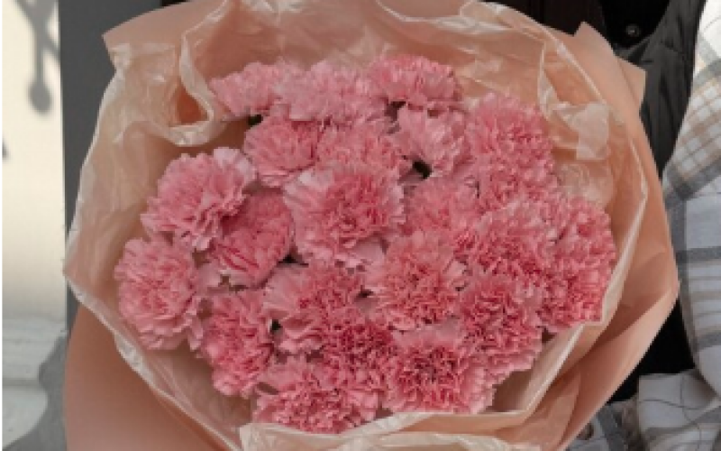 Букет «Mono pink»