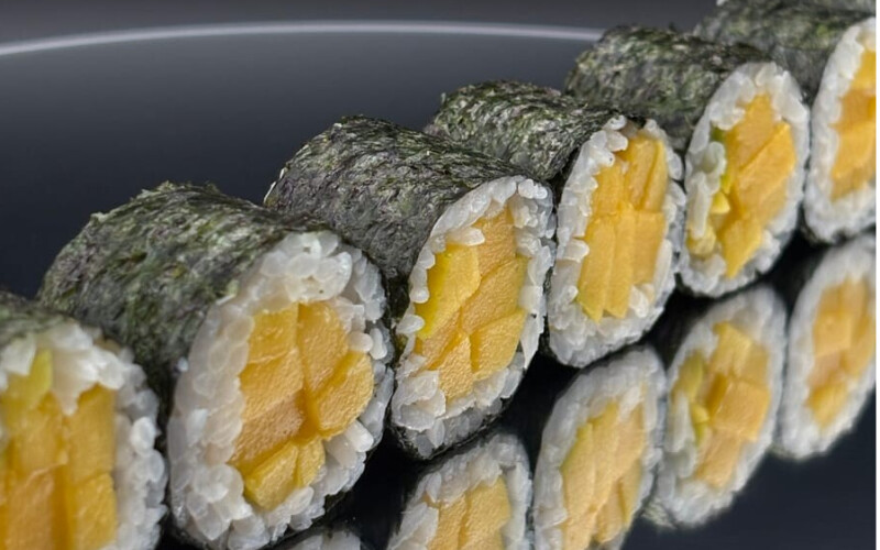 Мини ролл с манго