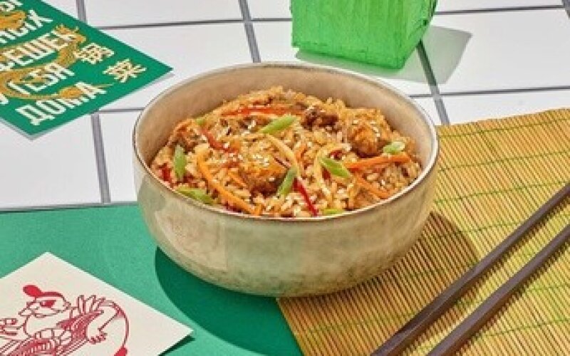 Рис с курицей терияки и овощами