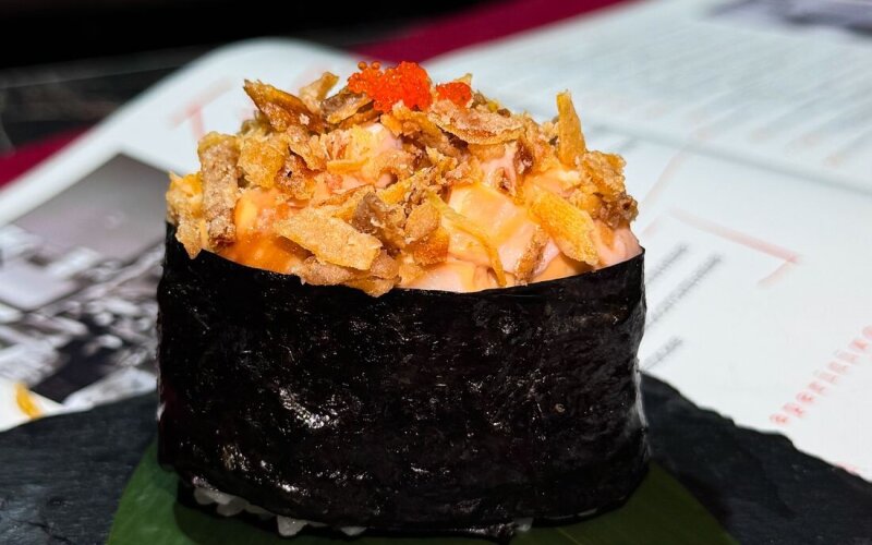 Гункан с курочкой гриль