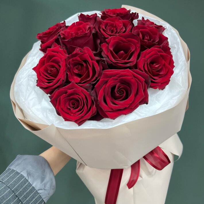 Букет красных роз