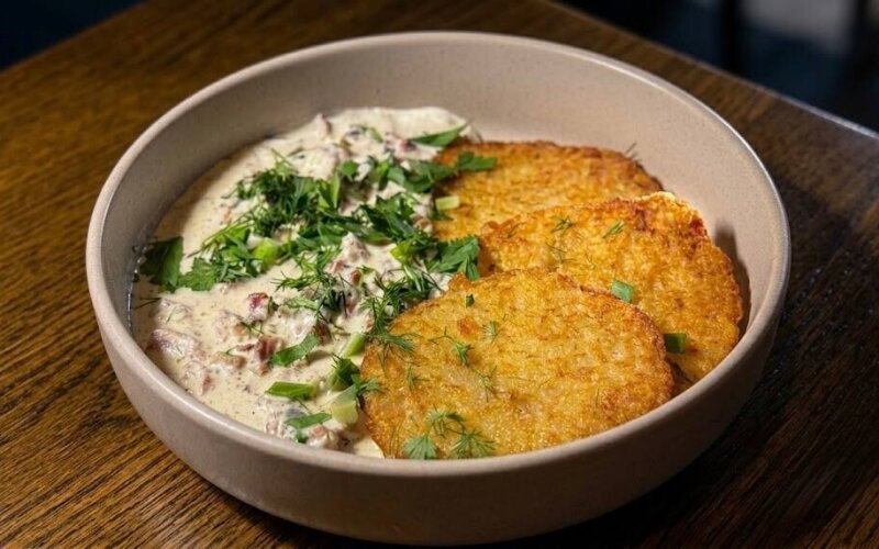 Драники с мачанкой