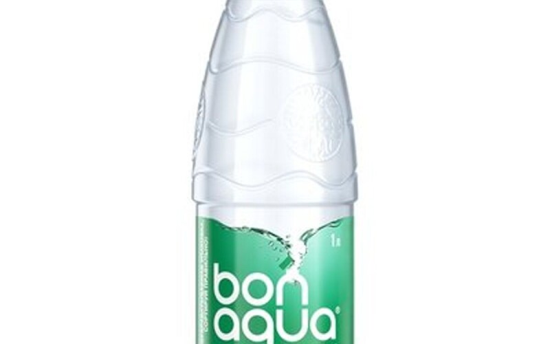 Bonaqua (среднегазированная) 1л