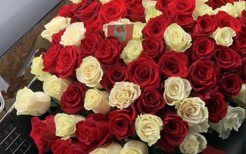 Букет «Микс красно-белый»