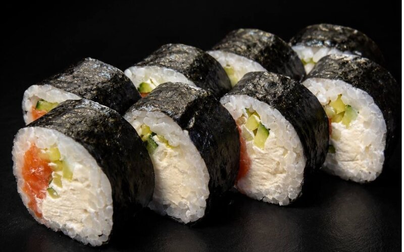 Ролл «Сяке Маки»