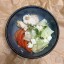 Легкий салат с брынзой и курицей с заправкой
