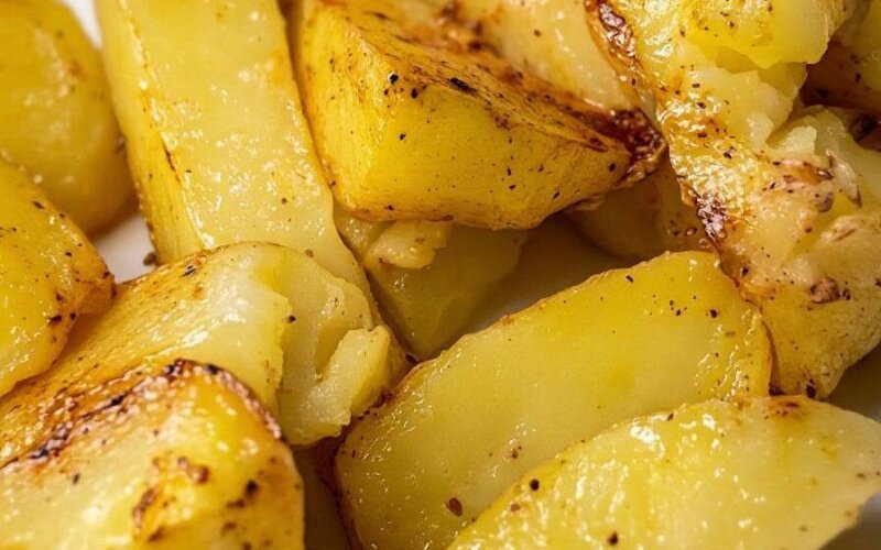 Картофель, запеченный со специями