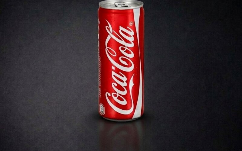 Напиток безалкогольный газированный coca cola
