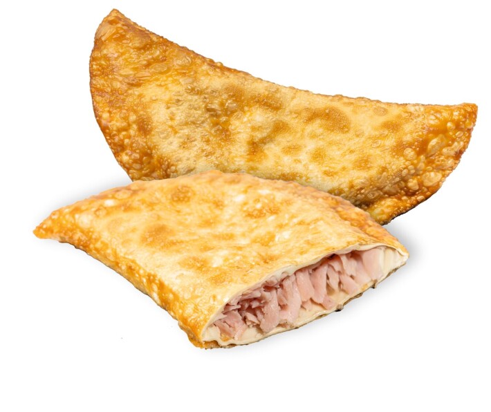 Чебурек с ветчиной и сыром