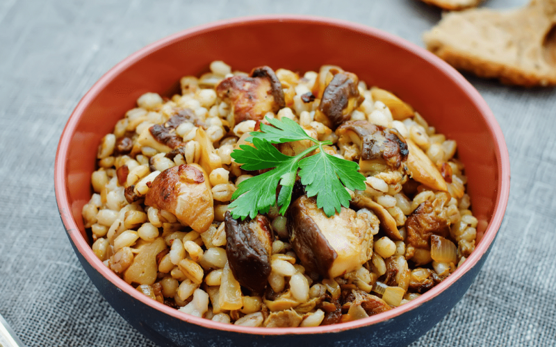 Каша перловая с грибами