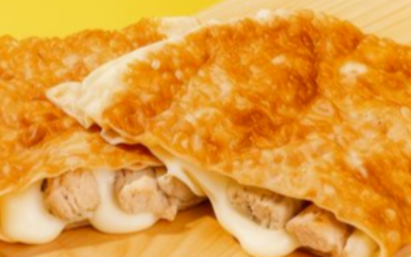 Чебурек курица с сыром