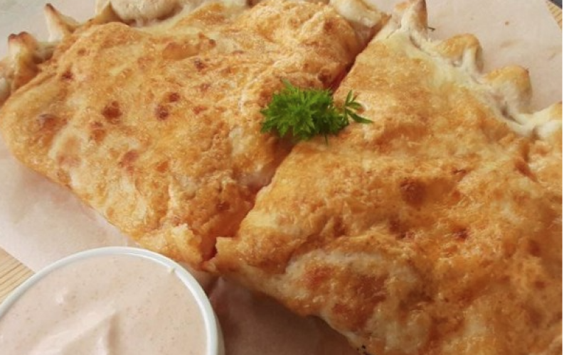 Пицца «Кальцоне с ветчиной»