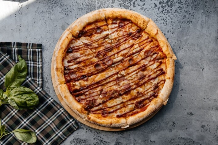 Пицца «Три мяса BBQ»