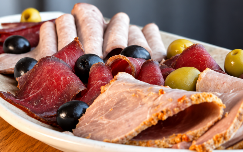 Мясная тарелка