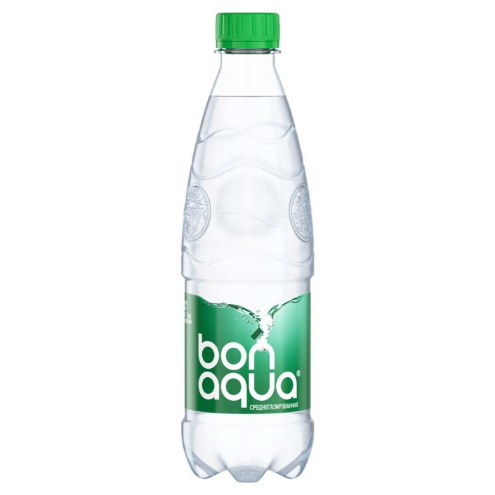 Вода «Bonaqua» среднегазированная