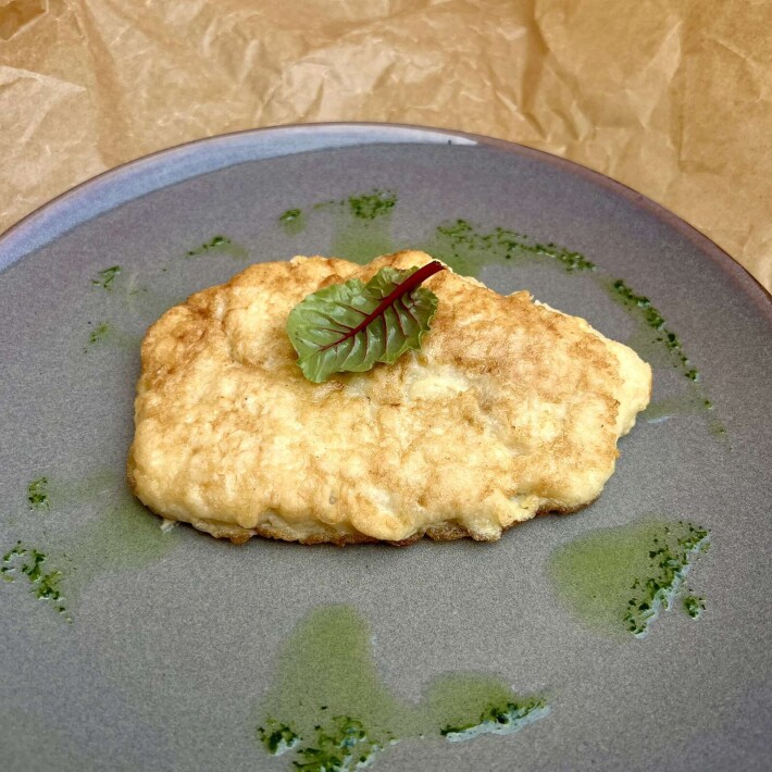 Куриная отбивная под сырно-яичной корочкой