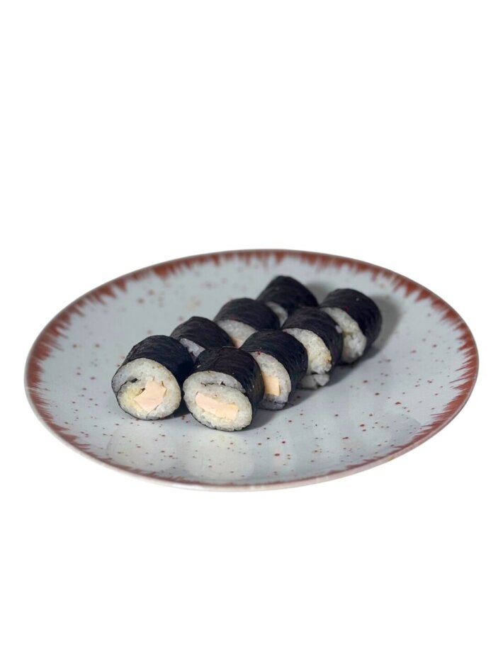 Классический ролл с курицей