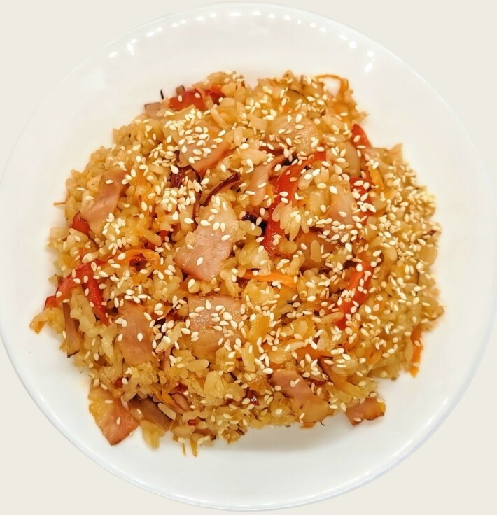 Жареный рис с беконом