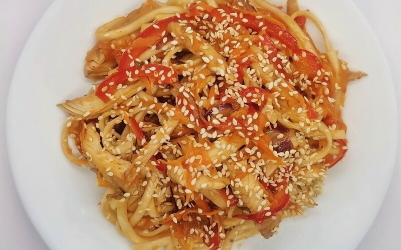 Wok с курицей