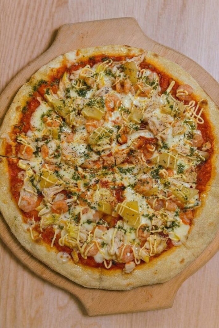 Цыпленок с креветками и ананасом